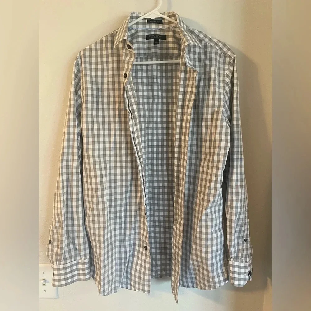 Banana Republic | Grant Fit Dress Shirt | Size M